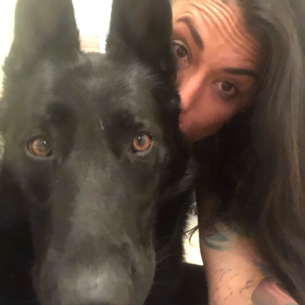 Meet your Posher, Ashley